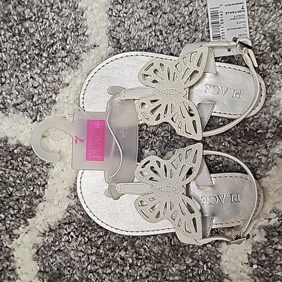 The Children's Place Other - NWT The Children's Place Toddler Girl Sandals Size 7